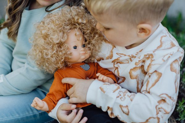 Preparing your child to have siblings – Four tips