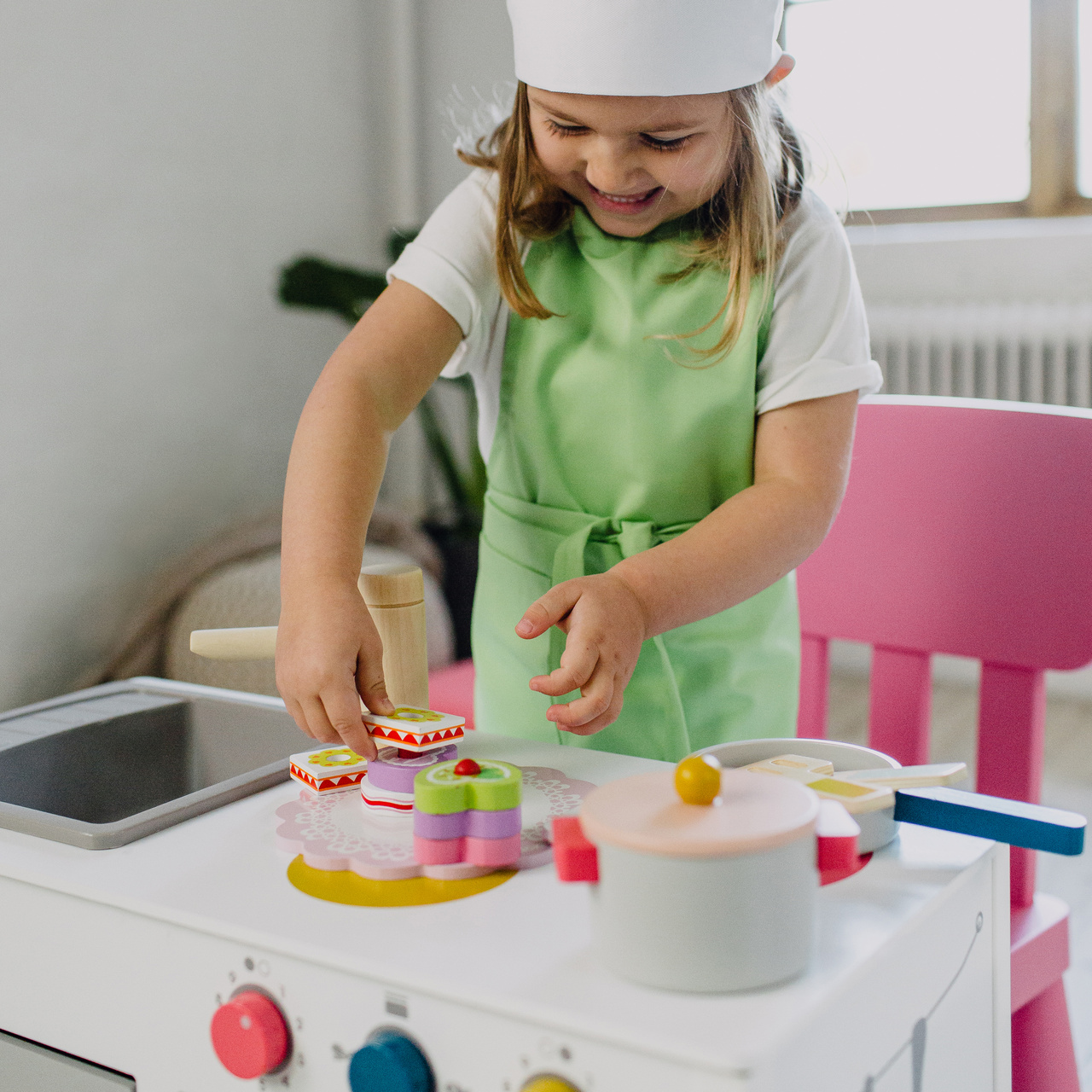 Spielzeugküche & Küchenspiel micki kuchenform mit spielzeugbackwerk