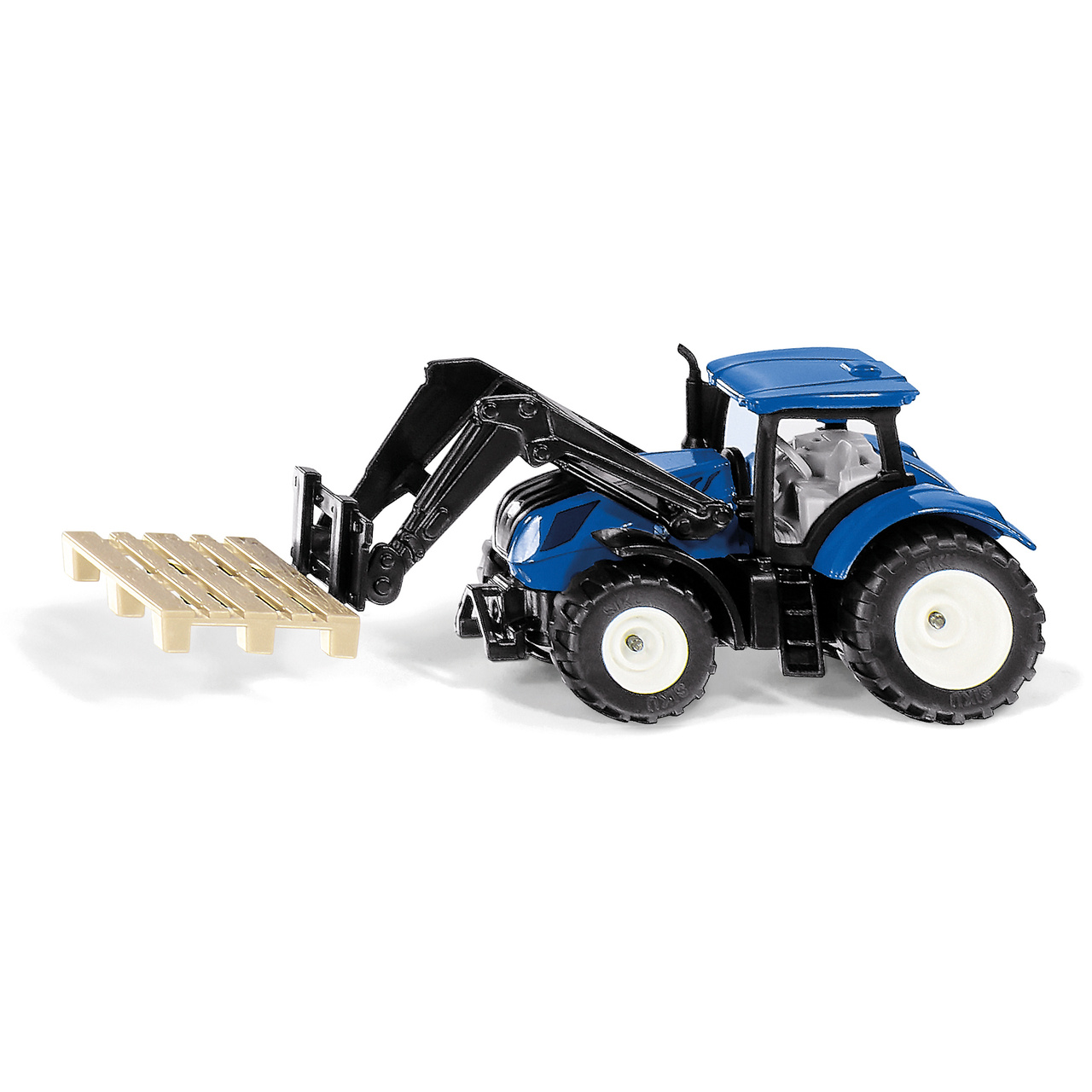 NEW HOLLAND WITH PALLET FORK