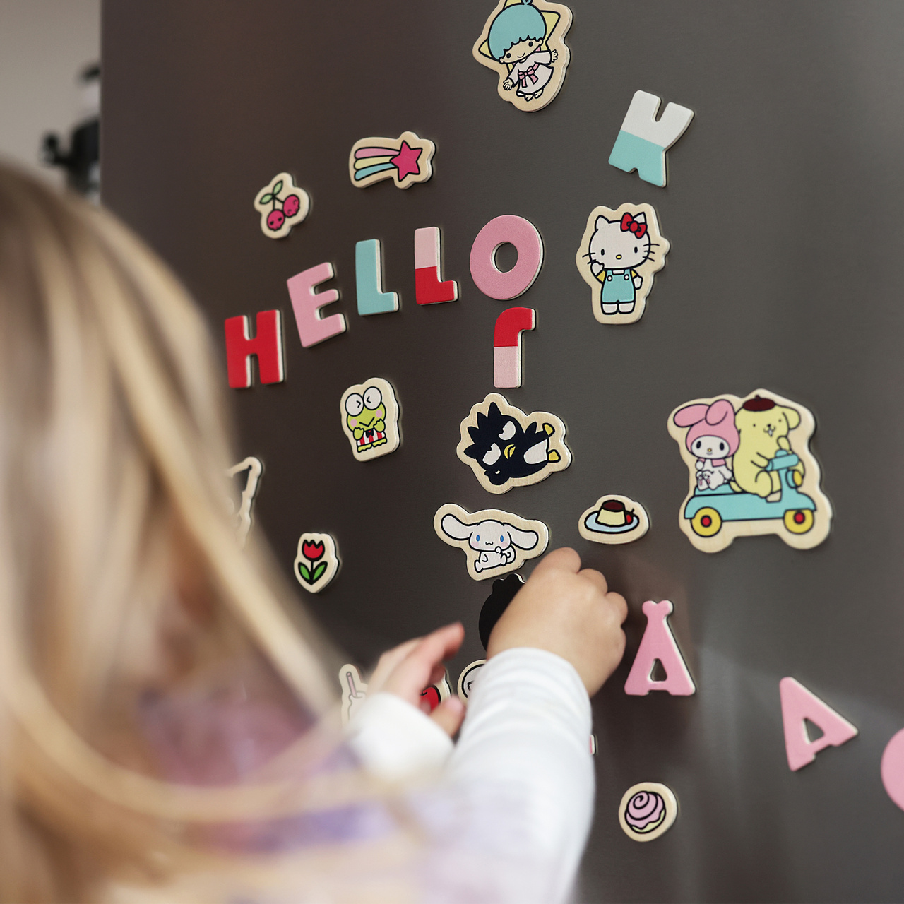 Letters & numbers hello kitty magnetic letters and figures
